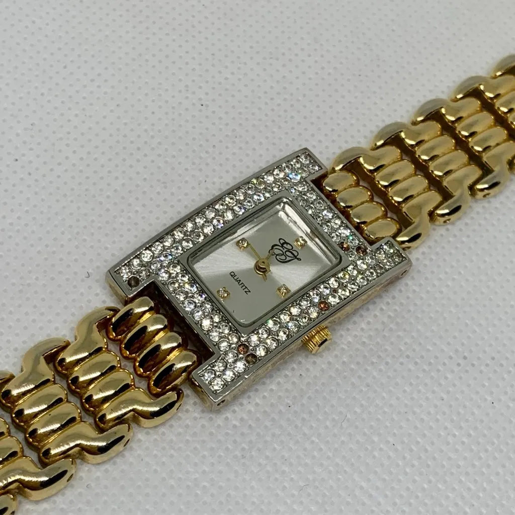 Elizabeth Taylor gold tone women watch rhinestones 22mm quartz bracelet running - Image 5