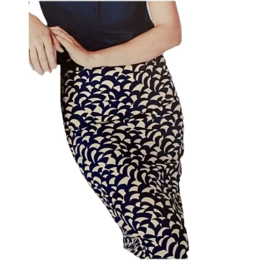 Boden Mod Pencil Skirt Navy White Abstract Fan Size 6 Regular Office Going Out Blue - Image 2