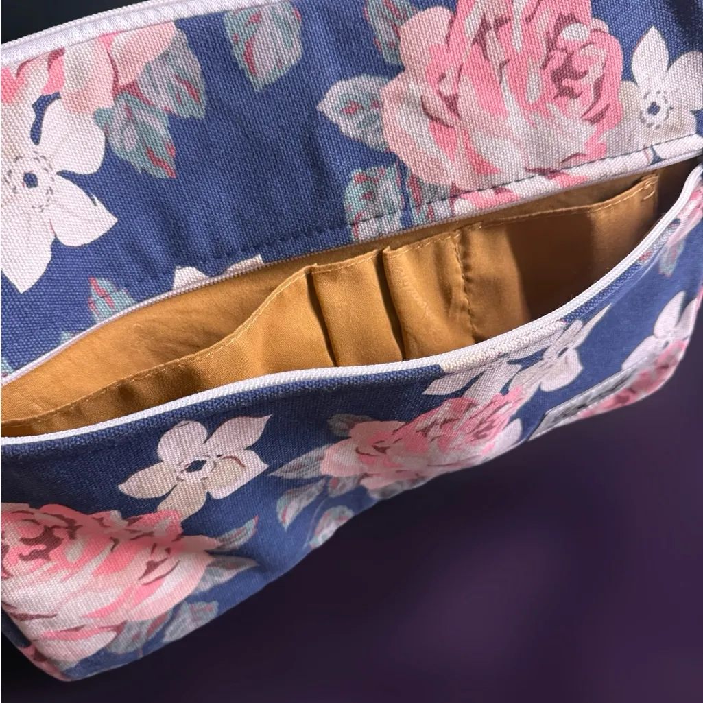 14 inch Floral Laptop Sleeve with front pocket Blue - Image 3