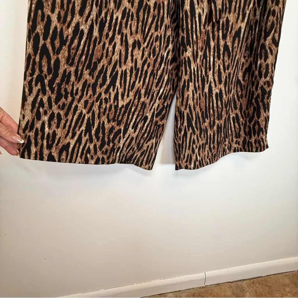 T Tahari Wide Leg Cropped Animal Print Pants Pockets Women’s Size Large - Image 8