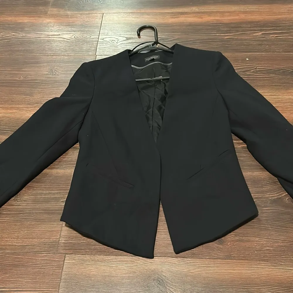 TopShop Black blazer. - Image 2