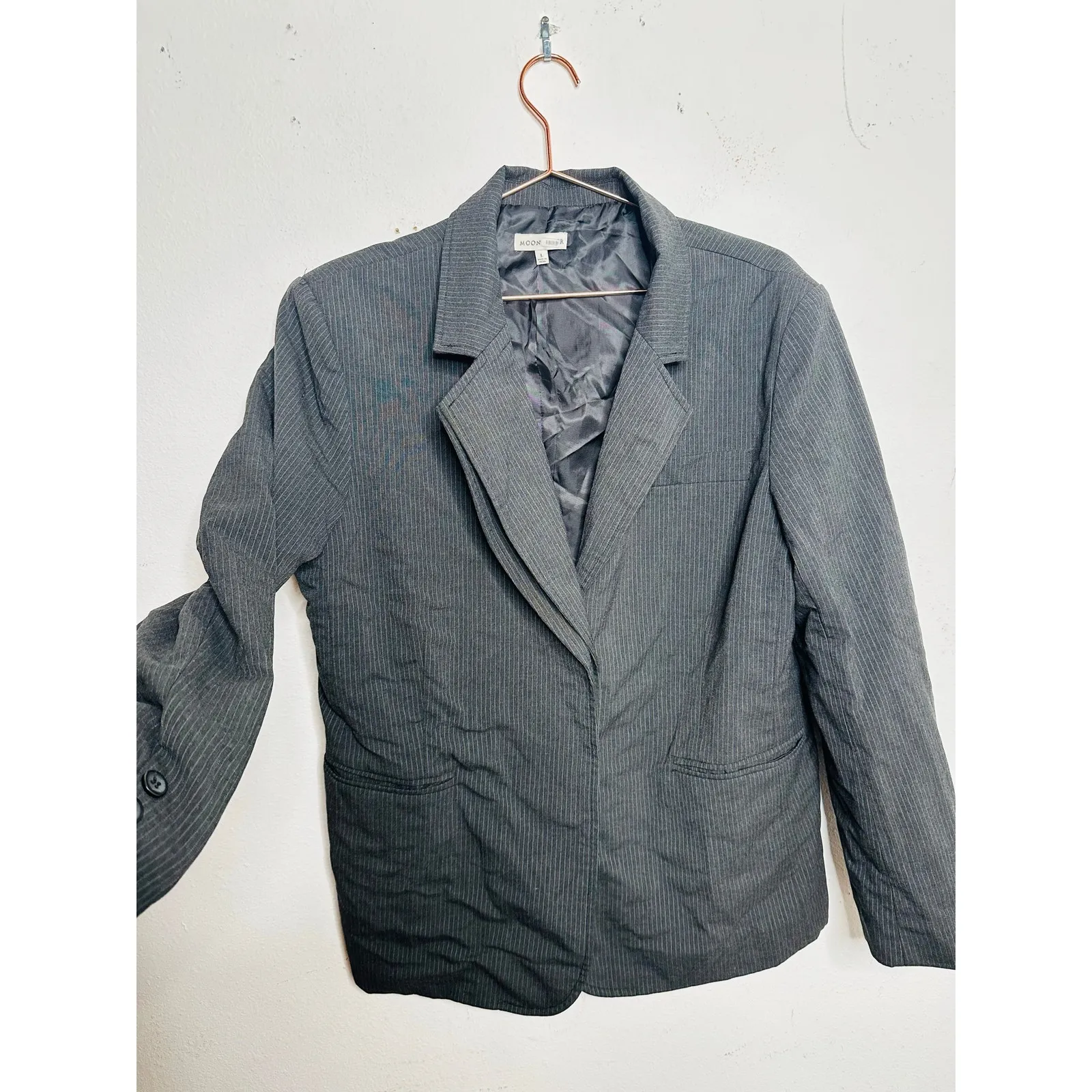 MOON RIVER Gray Pinstripe Double Layered Front Button Blazer Jacket sz Medium - Image 6