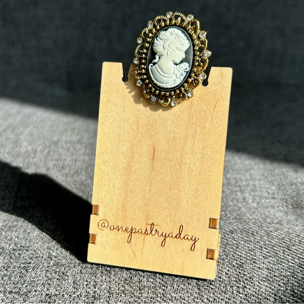 Sparkly Cameo Brooch Pin, Rhinestone Filigree Edging Detail, Black, White, Gold Black - Image 10