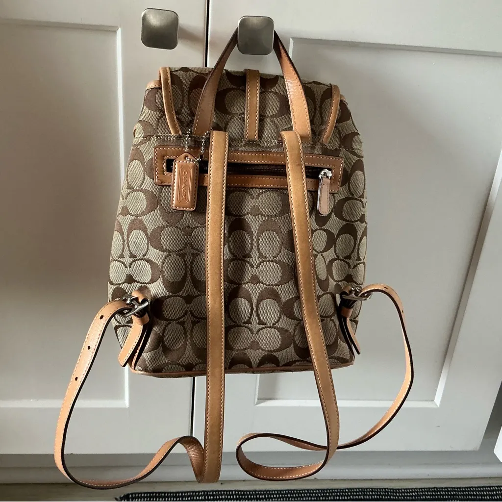 Coach Vintage signature “C” jacquard canvas and leather brown/tan backpack 6613 - Image 2