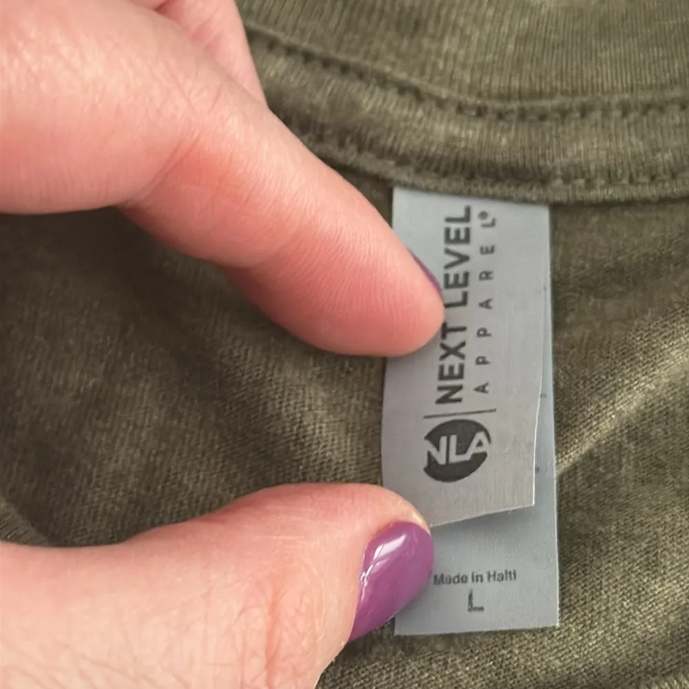 Flirty '30' Olive Green T-Shirt with glitter gold logo size large - Image 5