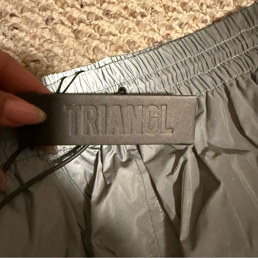 NWT Triangl Moonee Reflective Silver Fox Pant - Image 7
