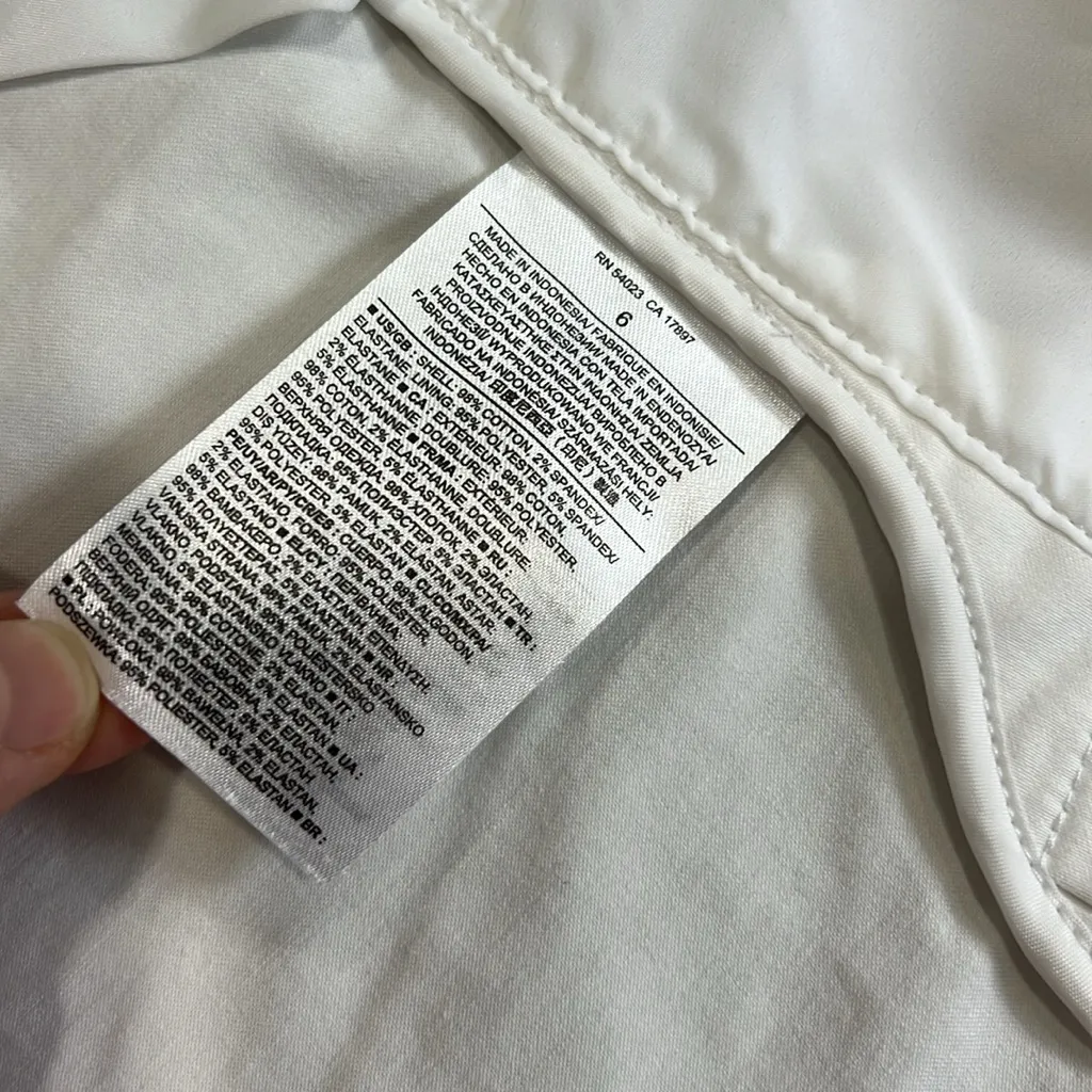 Banana Republic Women's Blazer - Image 3