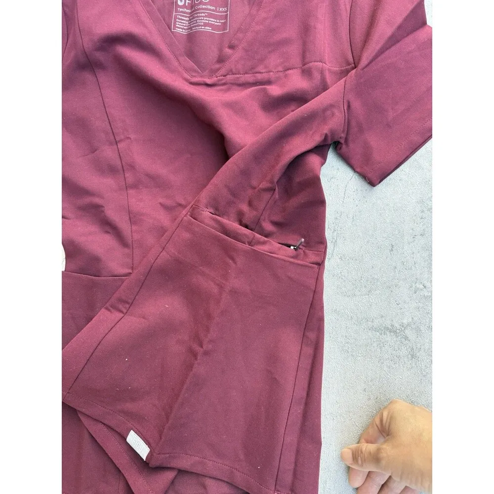 NWOT FIGS Women Scrub Top Slim Fit V-Neck Healthcare Technical Collection Sz XXS - Image 5