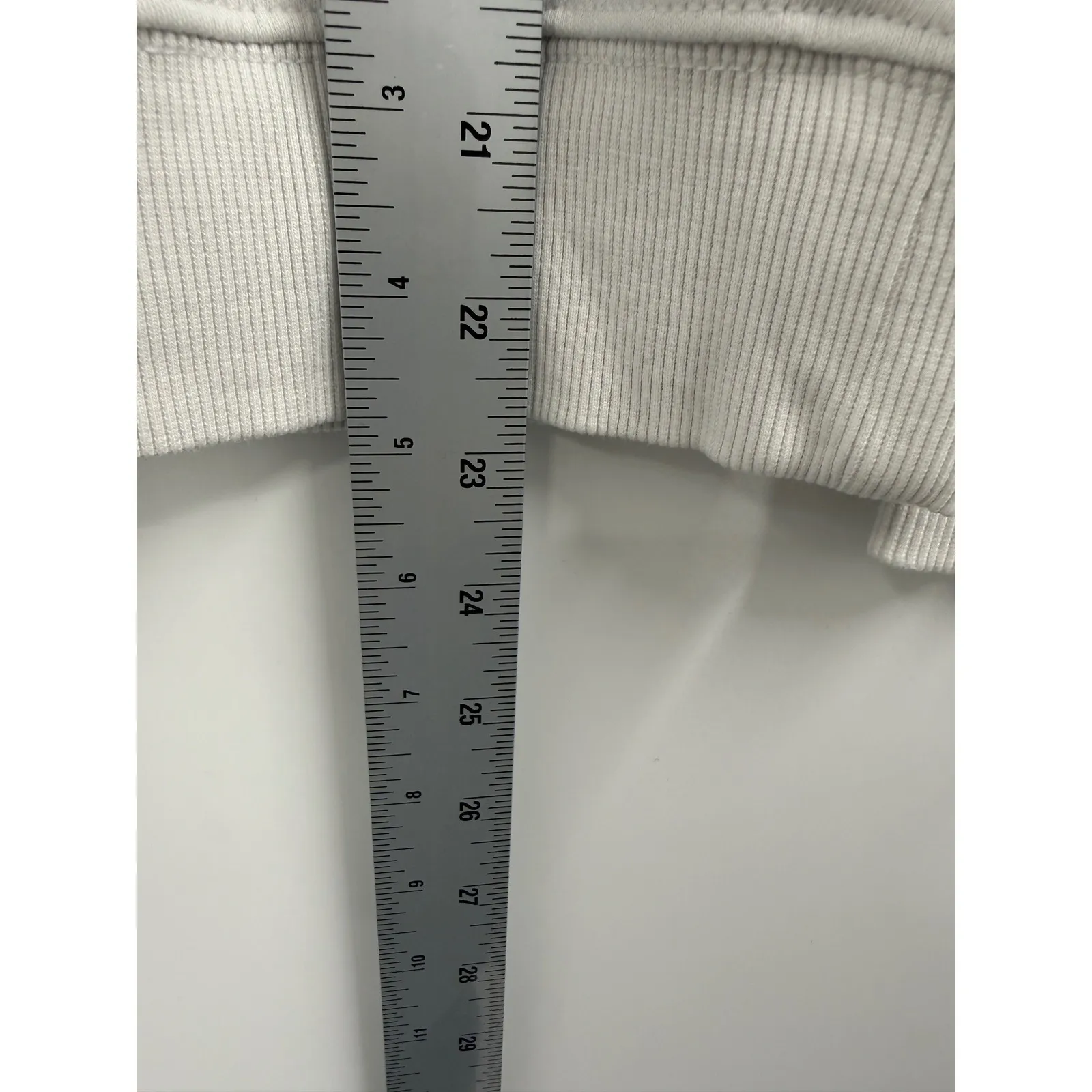 Vineyard Vines White Whale Logo Quarter Zip Pullover Sweatshirt Women's Size S - Image 8