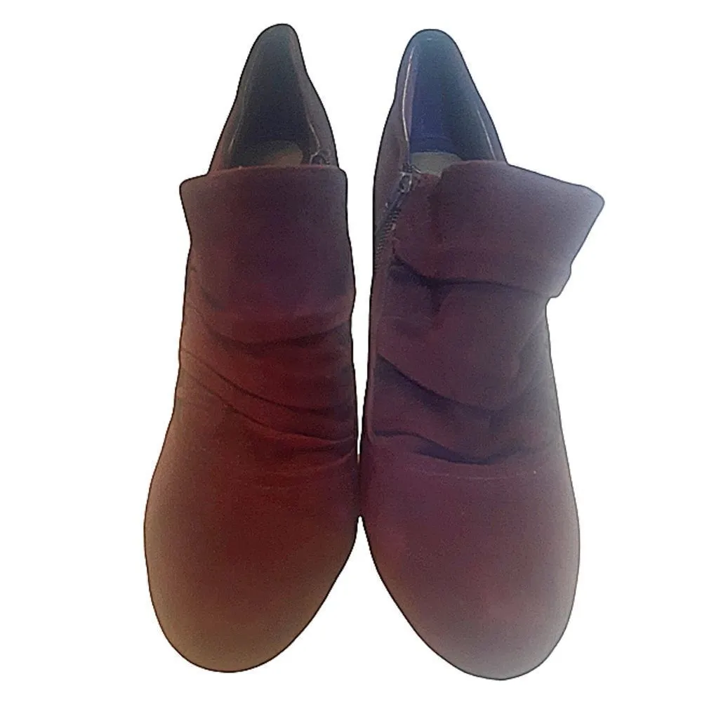 Purple Nine West size 6.5 suede shoes/booties with 4” heel EUC - Image 2