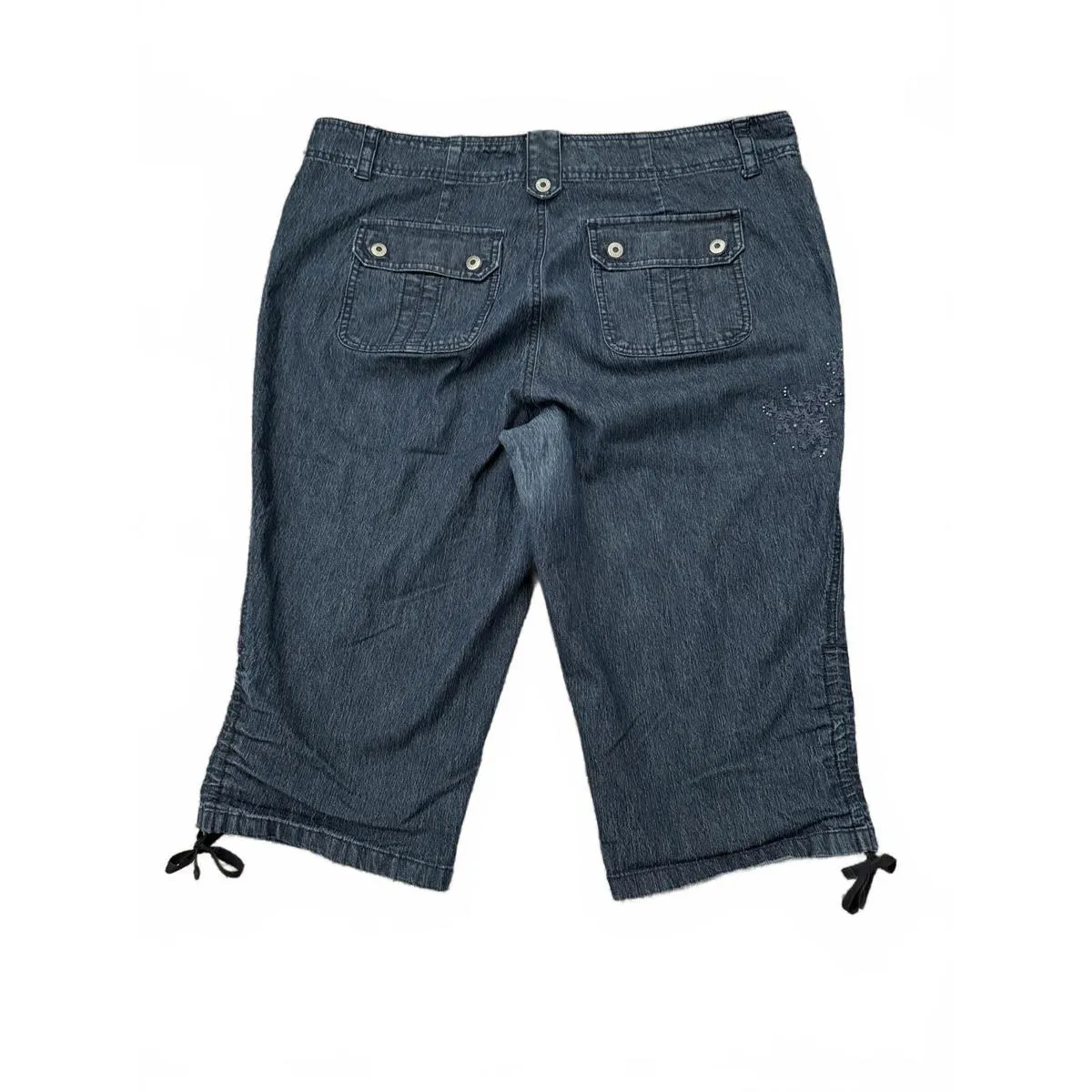 Gloria Vanderbilt Women's Denim Jean Capri Pants Size 16W Embroidery Beaded Blue - Image 3