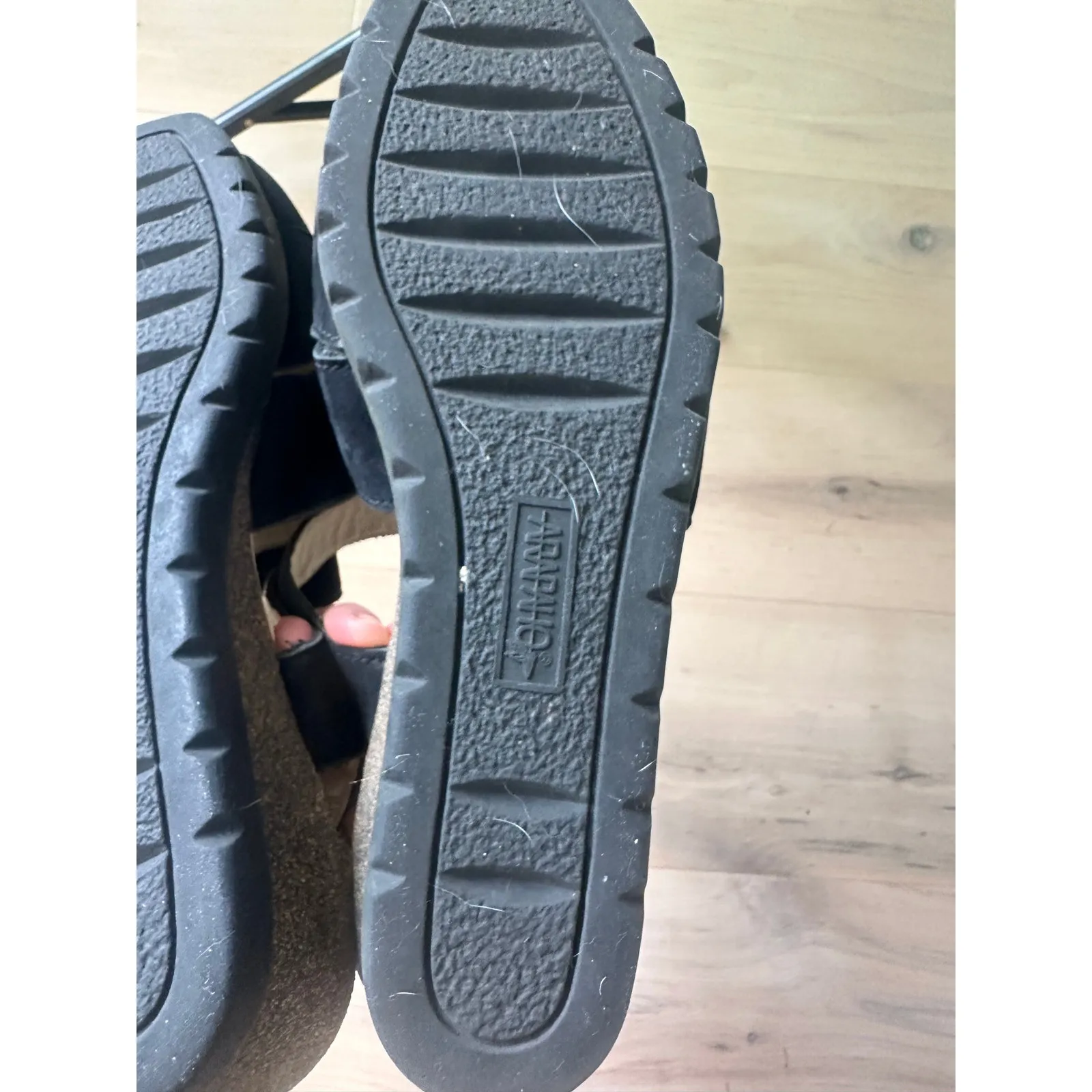 Vintage 90s Leather Hurrache Sandals Size 10 Comfort Suede Black - Image 3