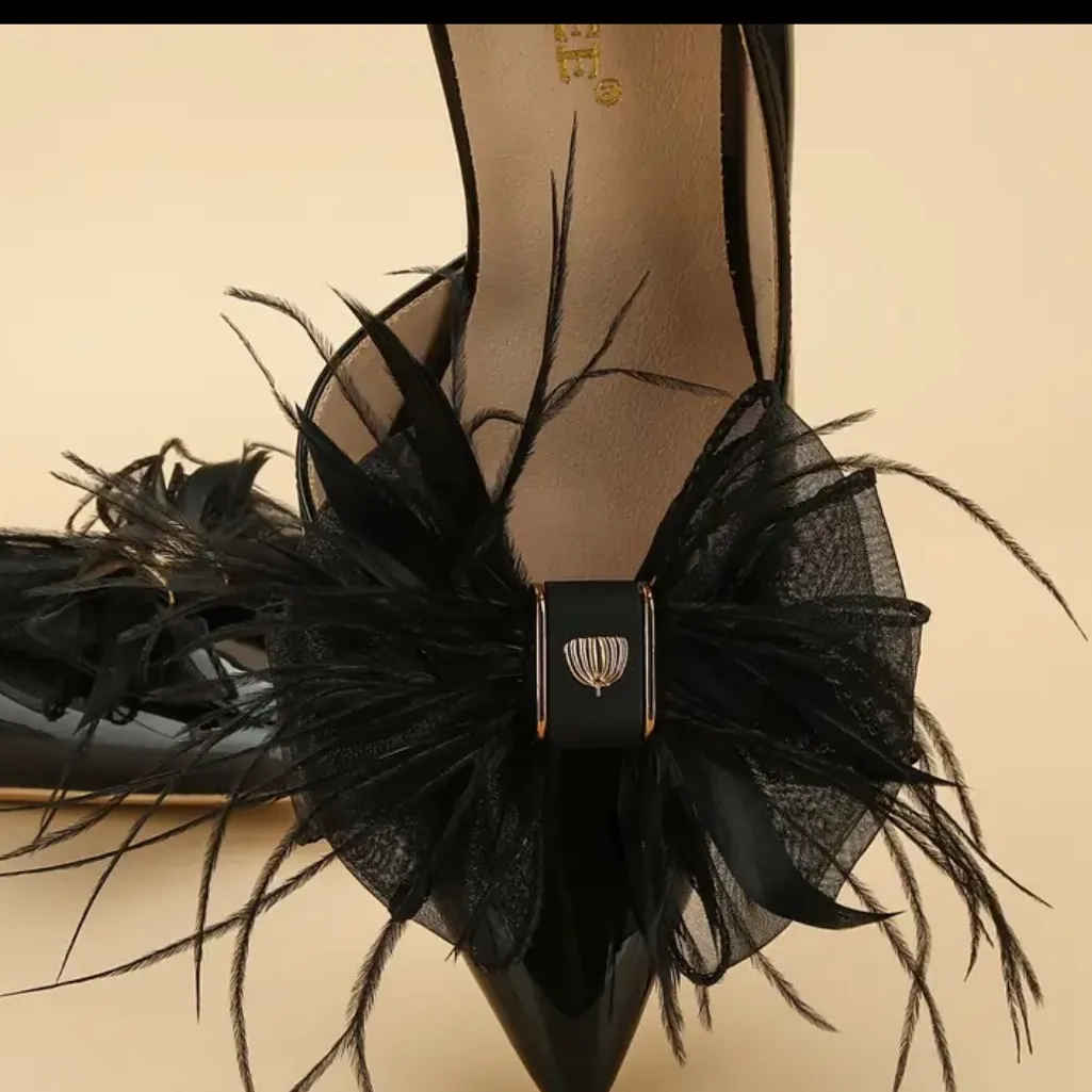 Black Women's feather design shoe clips! Feather can be removed Size undefined - Image 3