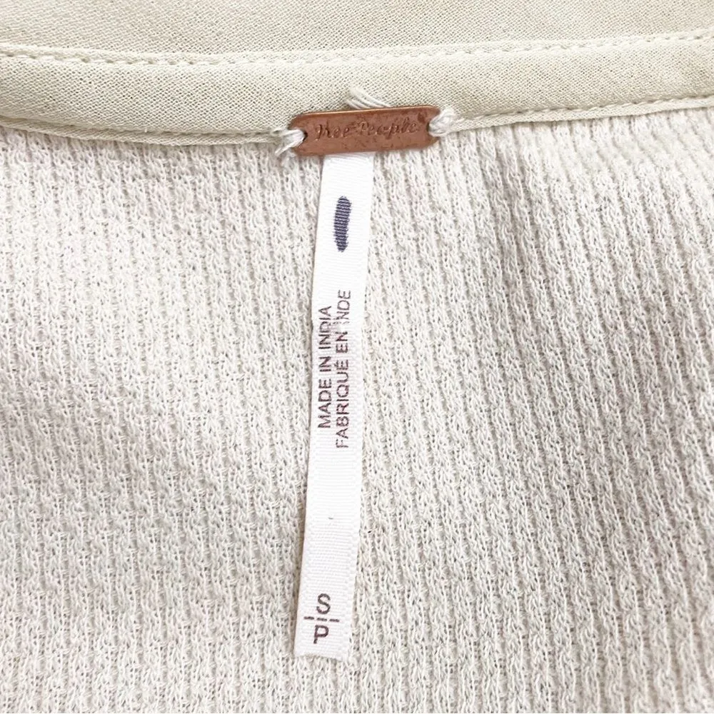 Free People Toni Boho Tunic Beige Lace Thermal Flowy Oversized Top Size Small - Image 9