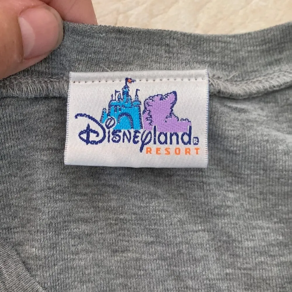 Vintage Dinseyland resorts womens medium y2k 90s ying yang mickey mouse short sl - Image 3