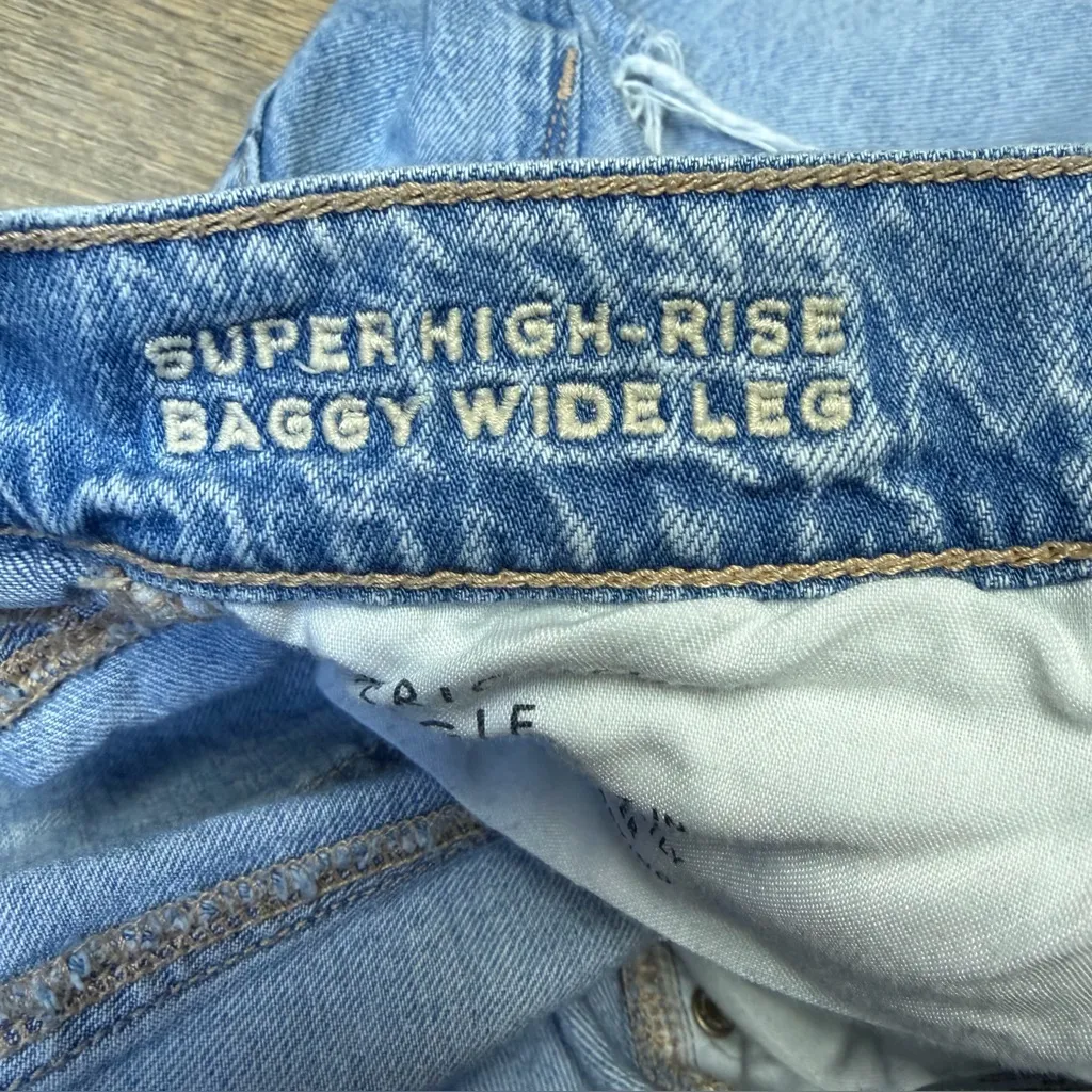 American Eagle Super High Rise Baggy Wide Leg Distressed Jeans Women’s 2 Ripped - Image 11