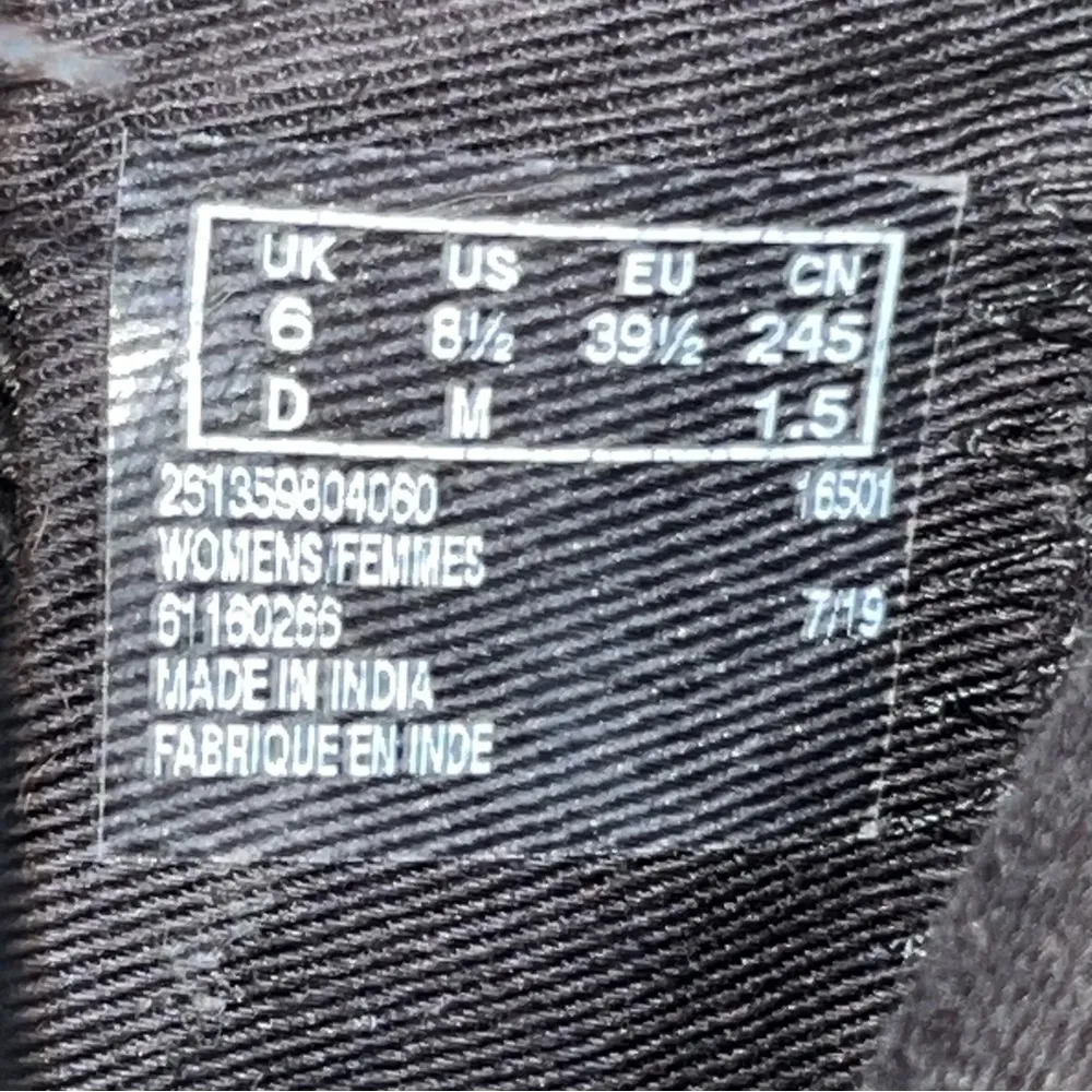 Clarks Black Leather Clarkdale Jax Boots Booties Ankle Boots size 8.5 - Image 8