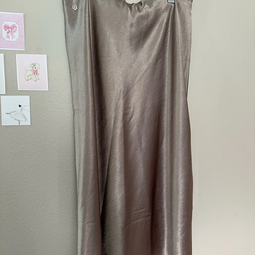 Lululemon Satin Midi Skirt Size XL Sheer Oak Gold - Image 8