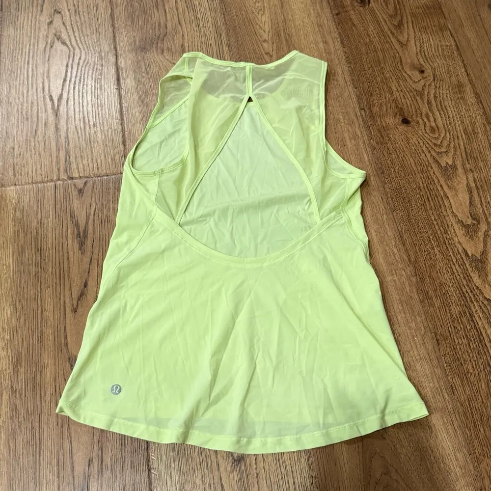 Lululemon Sculpt Tank Mesh Open Back Lime Green Yellow Size 4 - Image 4