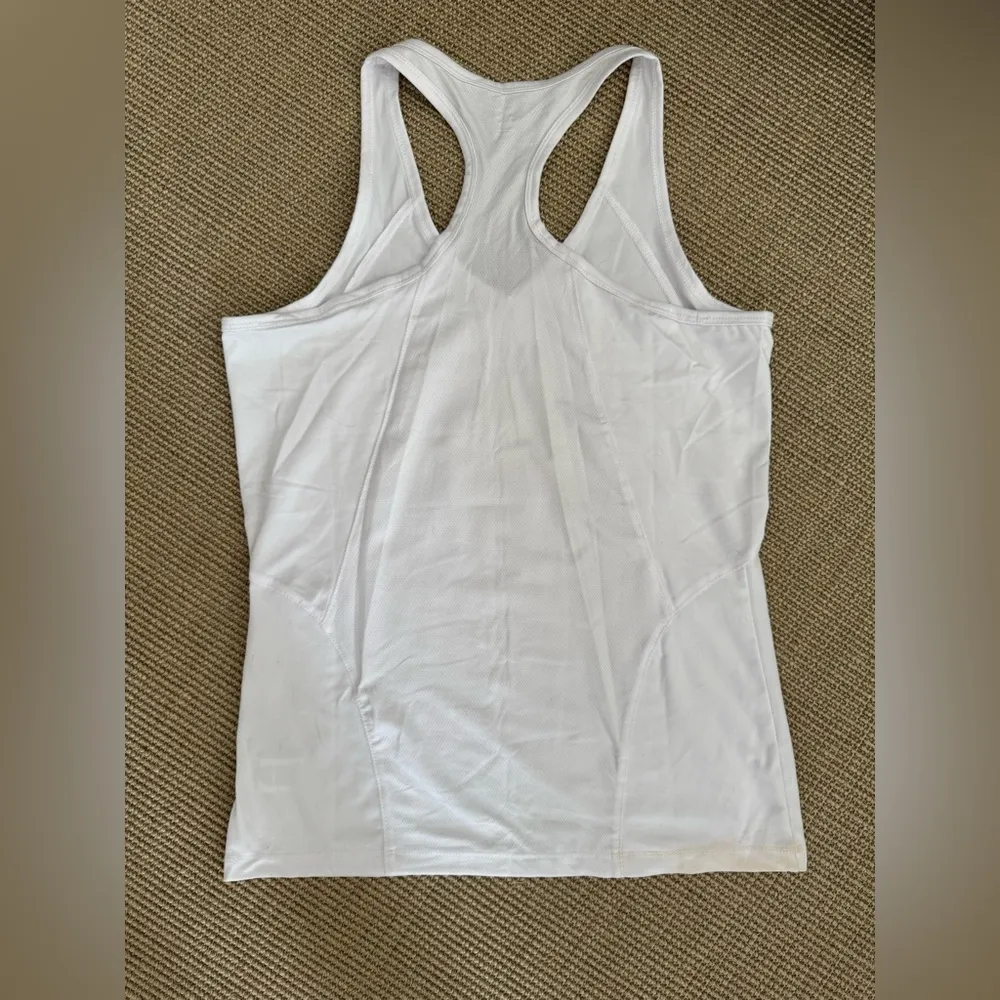 Alo yoga white workout racerback V neck tank top shirt sz s small 4 6 Lululemon - Image 2
