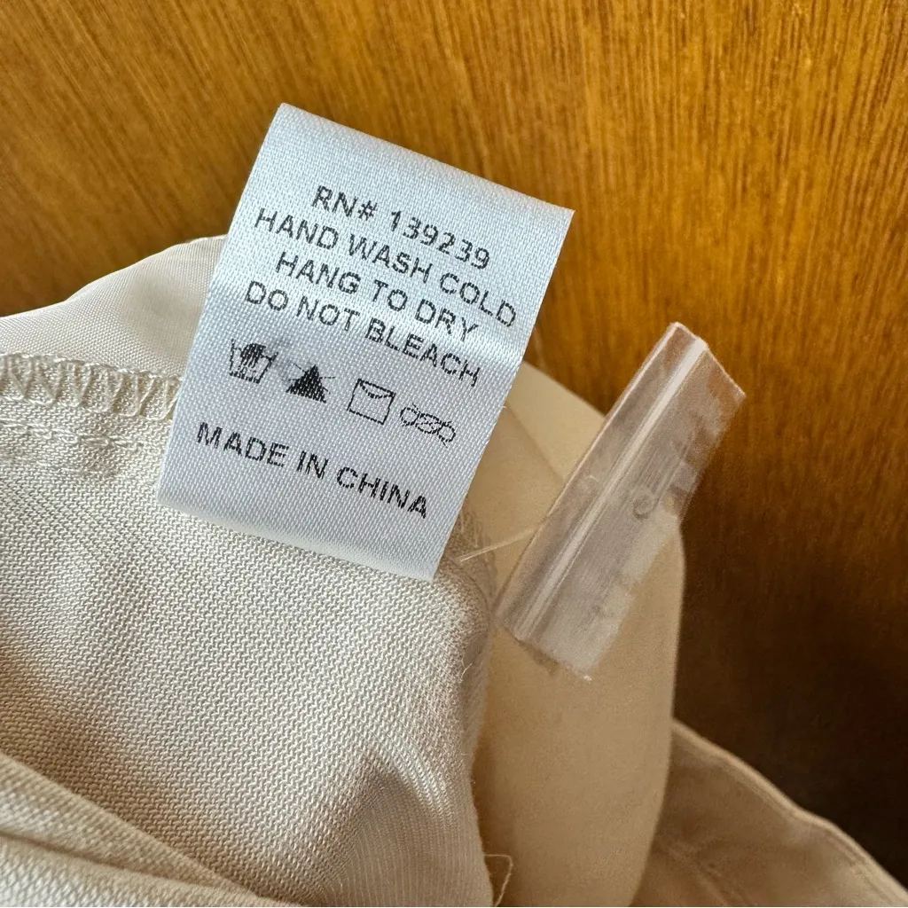 NEW Tuckernuck Pomander Place Cava Pleated Wide Leg Pants Trousers Cream Small - Image 10