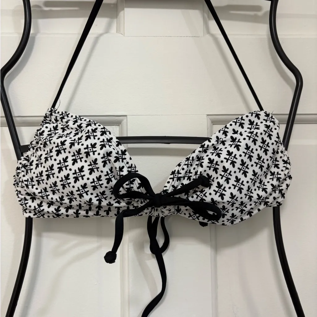 Old Navy Floral Bikini Black/White eyelet bottom bandeau top medium bottom small - Image 2