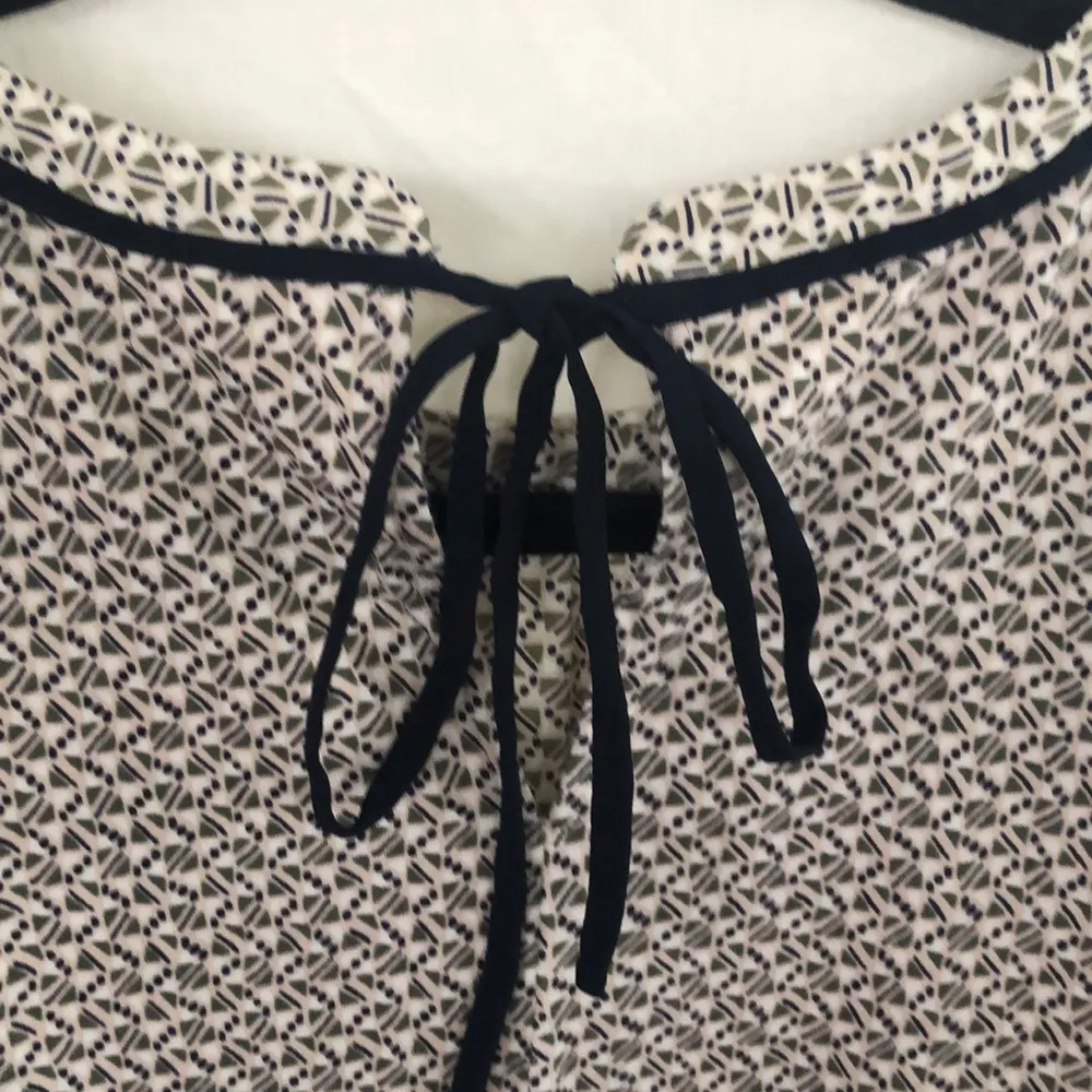 Loft Tank Top Size M - Image 5