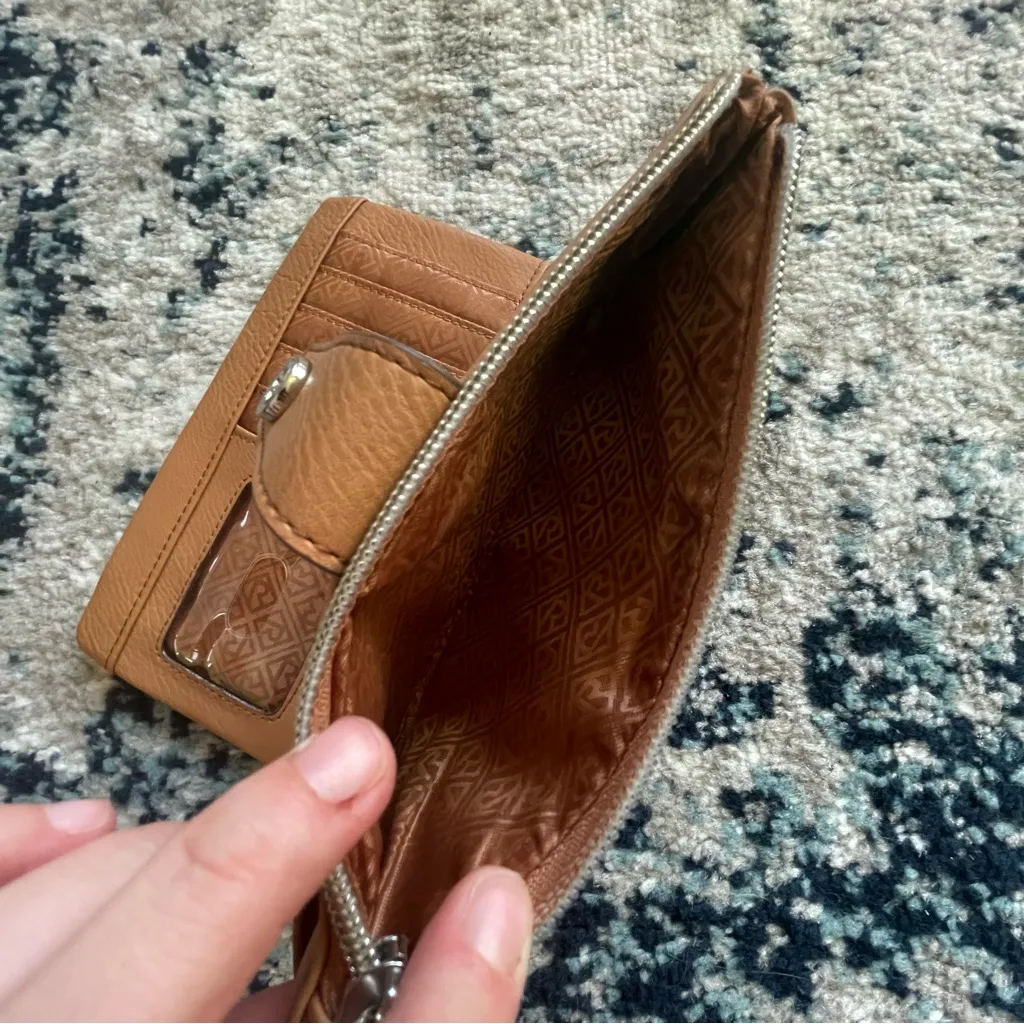 Relic Satchel - Image 10