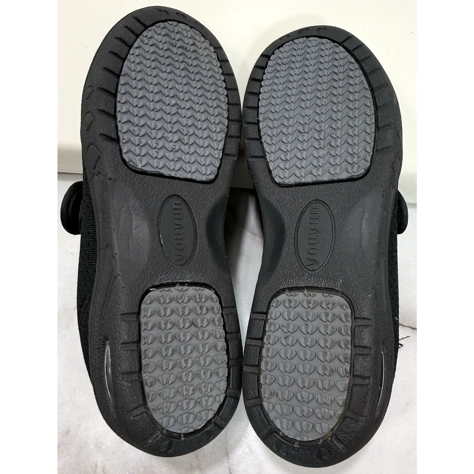 Youyun Walking Ergonomic Shoes Black Slip On UNISEX Women’s 9.5/Men’s 8.5 - Image 6