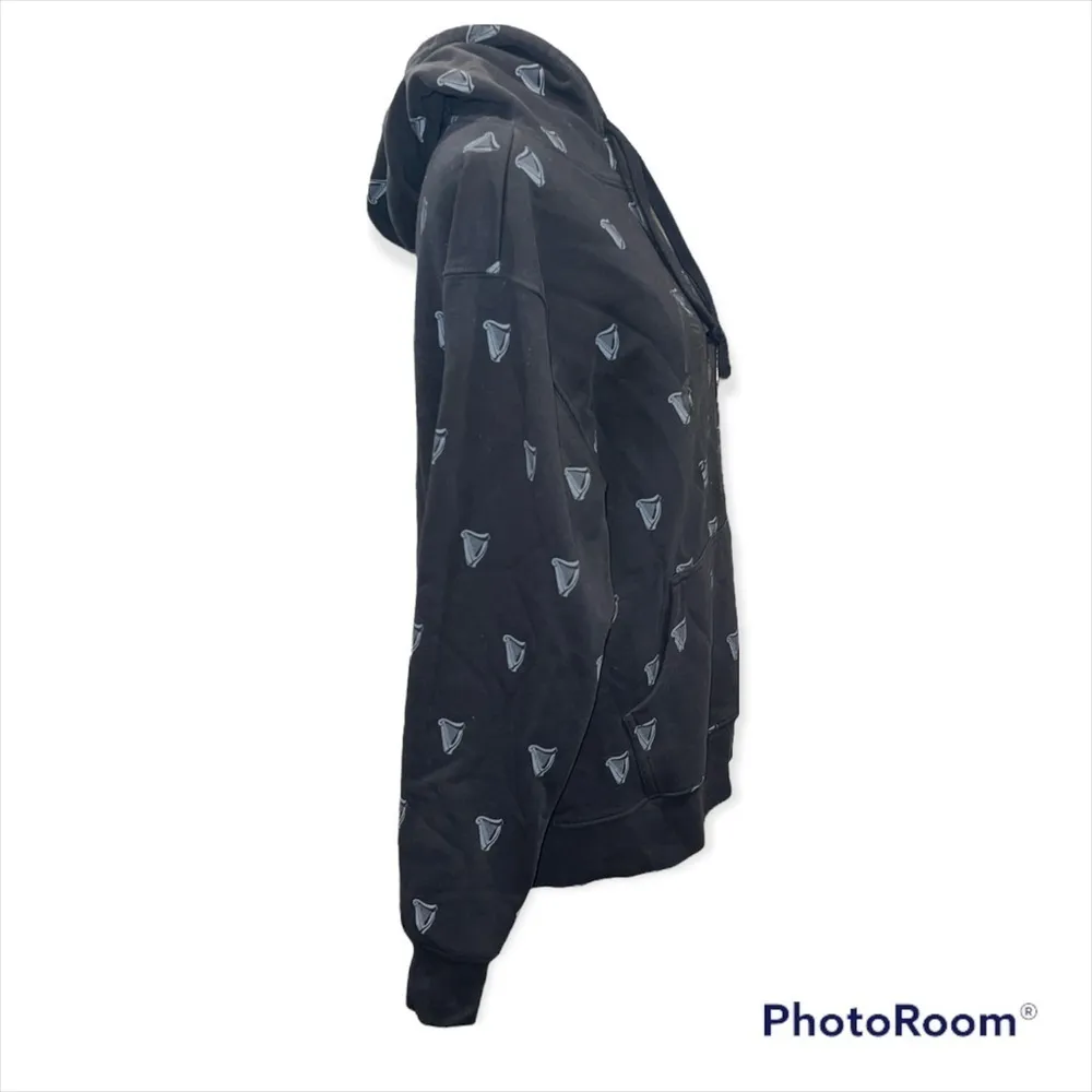 Guinness Dublin Black Logo Hooded Kangaroo Pocket Sweatshirt Size Medium - Image 2