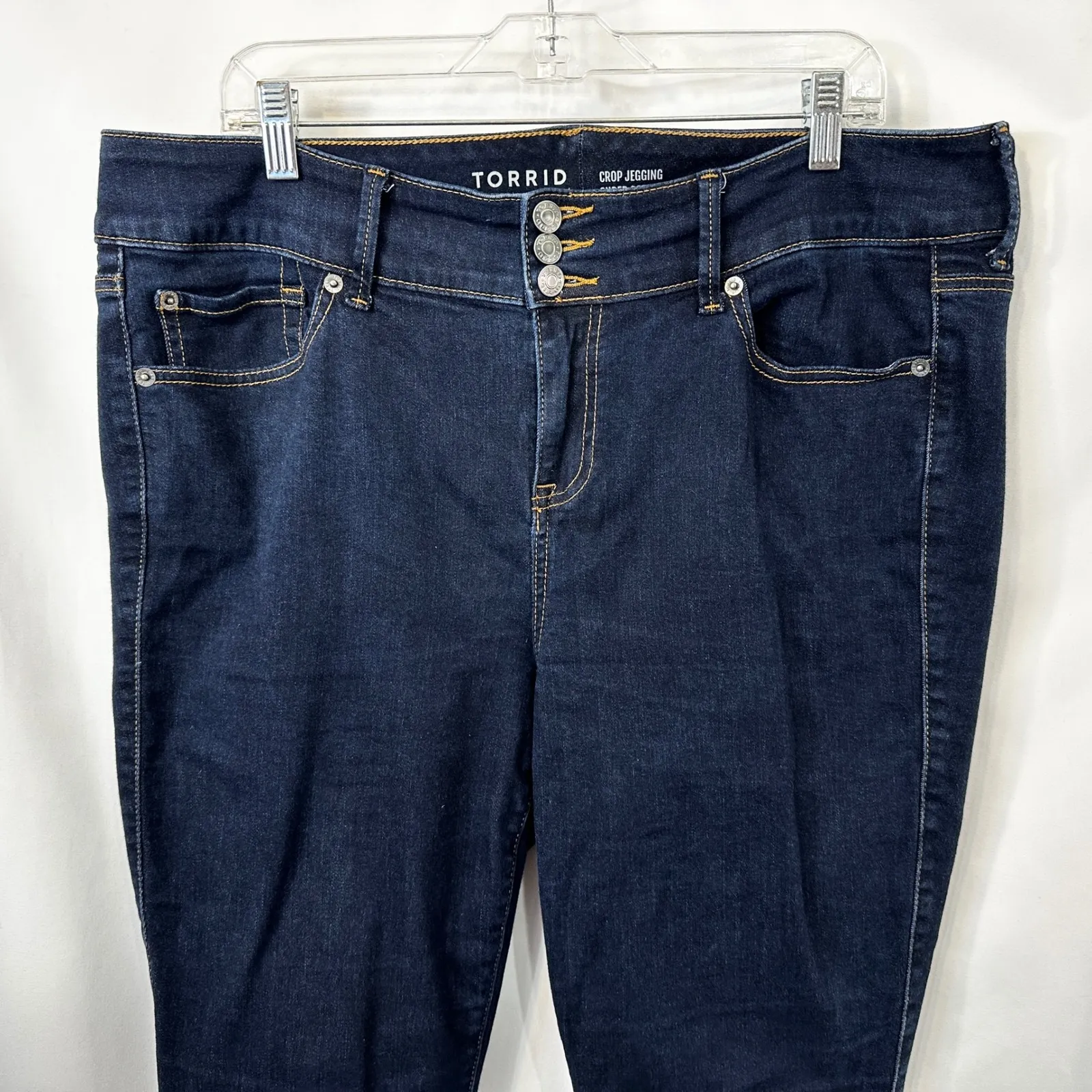 Torrid Plus Size 18 Capri Jeans Crop Ankle Skinny Jegging Super Soft Black 543 - Image 5