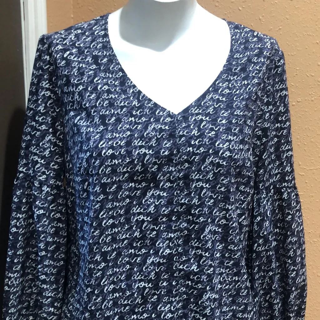 Cabi I Iove you printed navy long sleeve blouse - Image 5