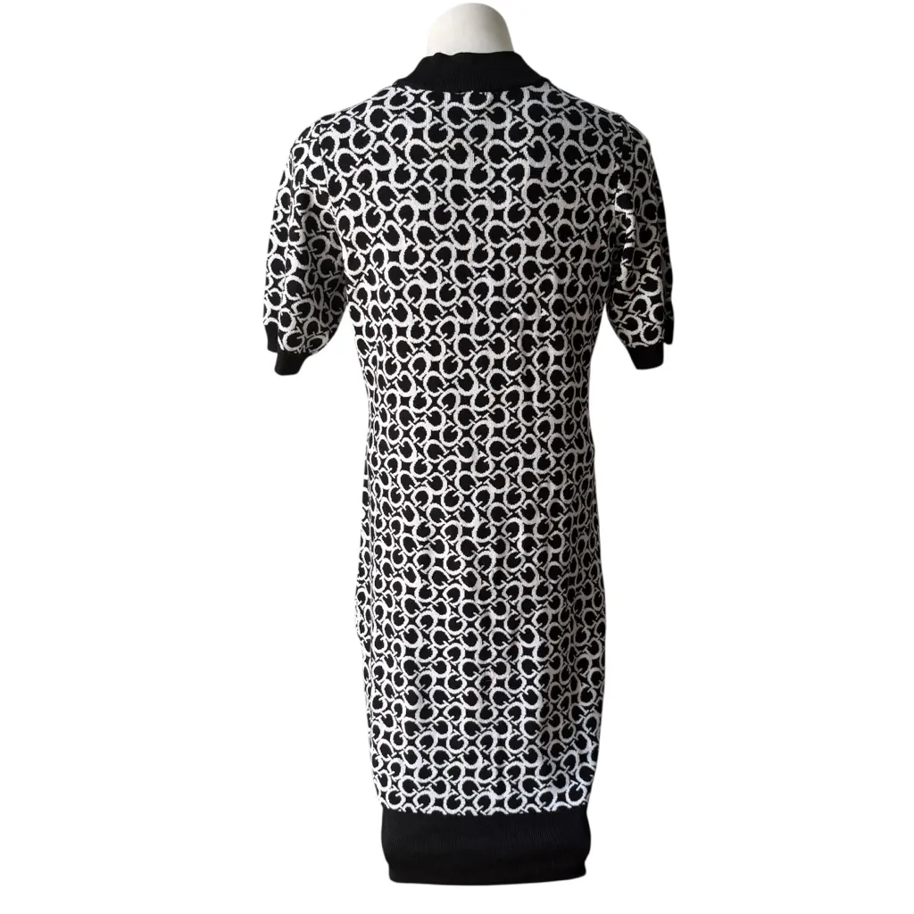 NWT, Guess Lamia 4G Logo Short Sleeve Mock Turtleneck Sweater Dress, Sz XL - Image 2