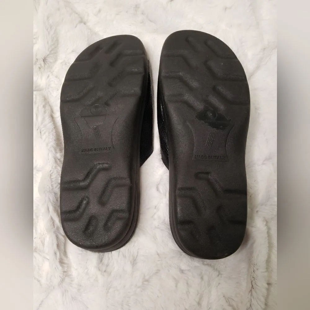 Italian Shoemakers  Sandals - Image 6