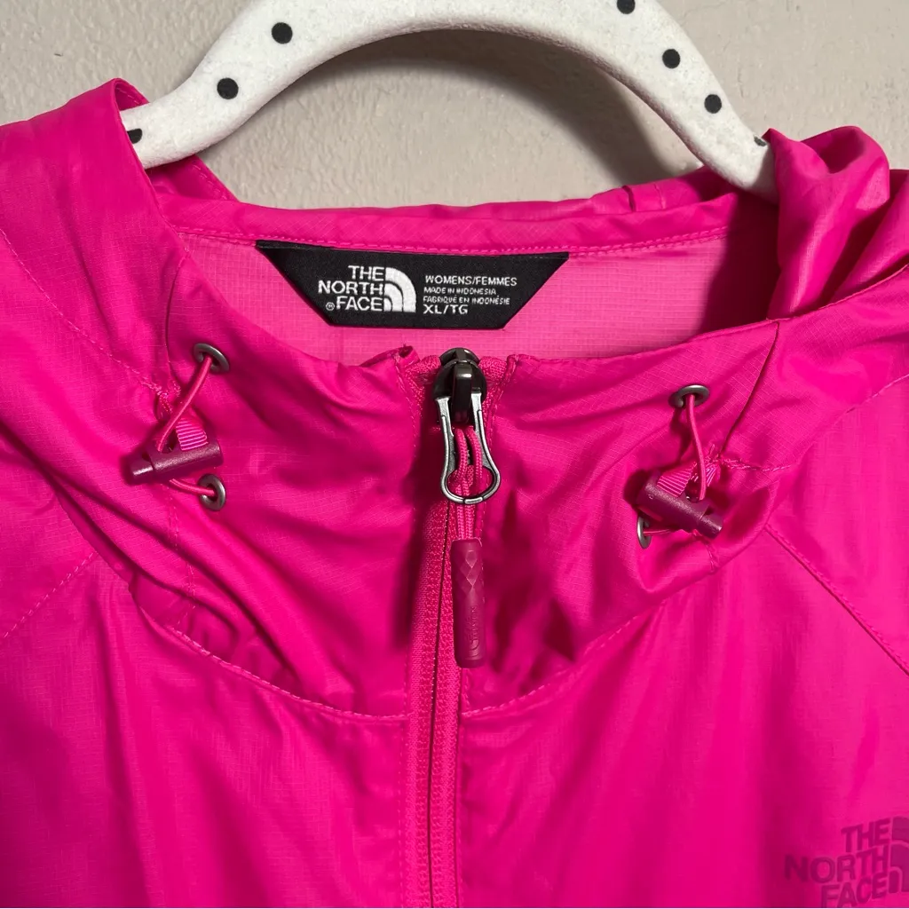 The North Face Windwall Windbreaker Jacket Pink - Image 2