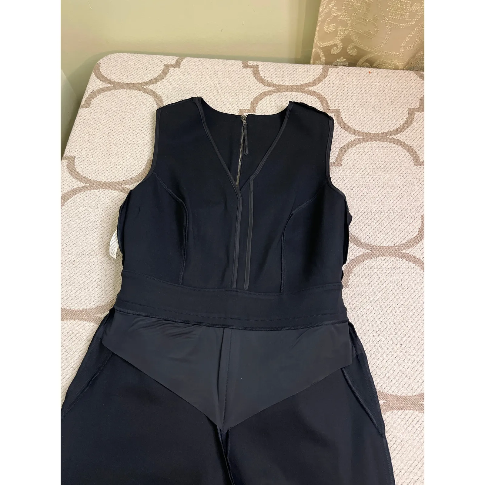 Spanx The Perfect Sleeveless Jumpsuit ponte fabric flare leg, size medium - Image 16