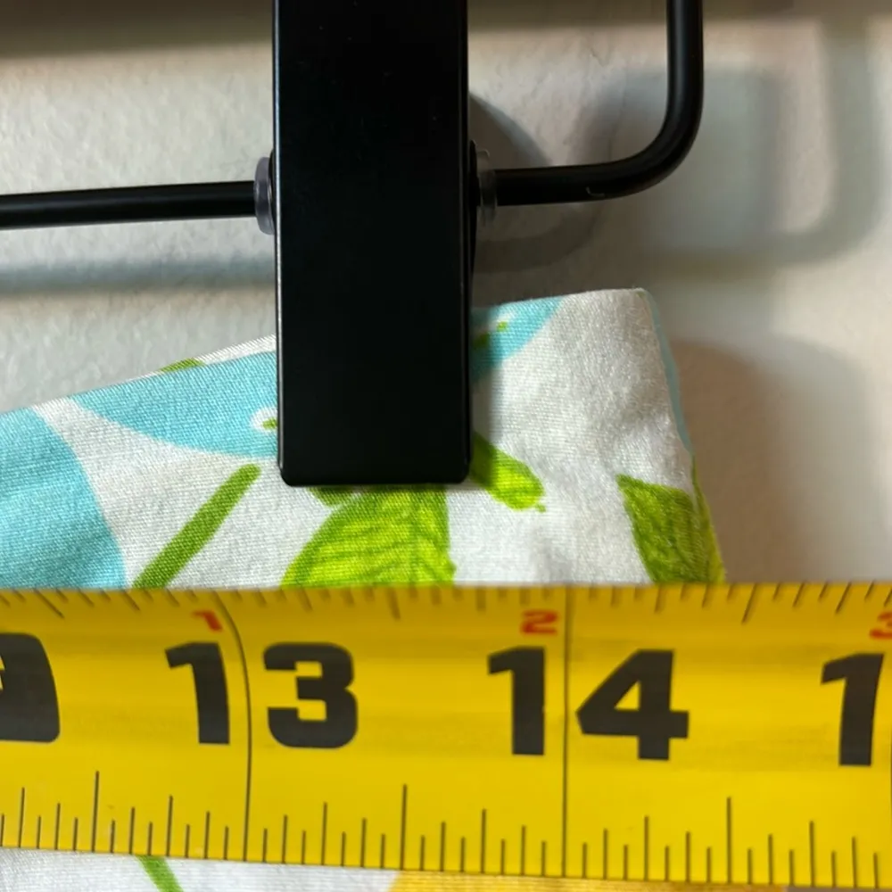 Lilly Pulitzer white label Iemon print skirt with built in shorts size 6. - Image 3