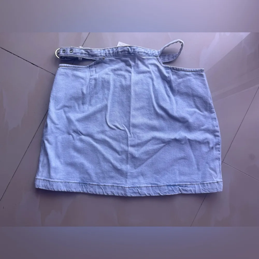 Revolve We Wore What Skirt Women M Denim Cut Out Mini Light Wash 90s Y2K Casual - Image 10