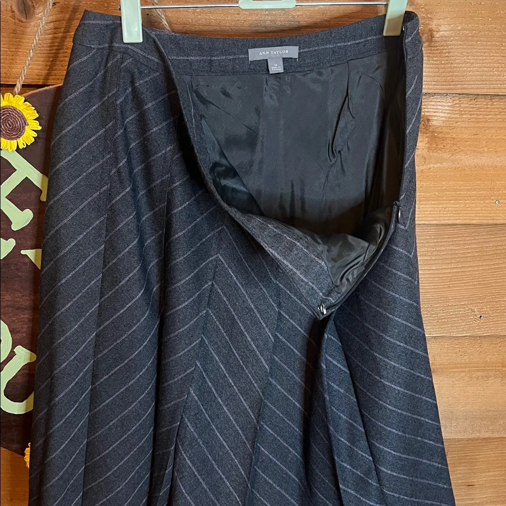 Ann Taylor Wool V Checker Pleat Midi Skirt Business Casual Professional 10 - Image 6