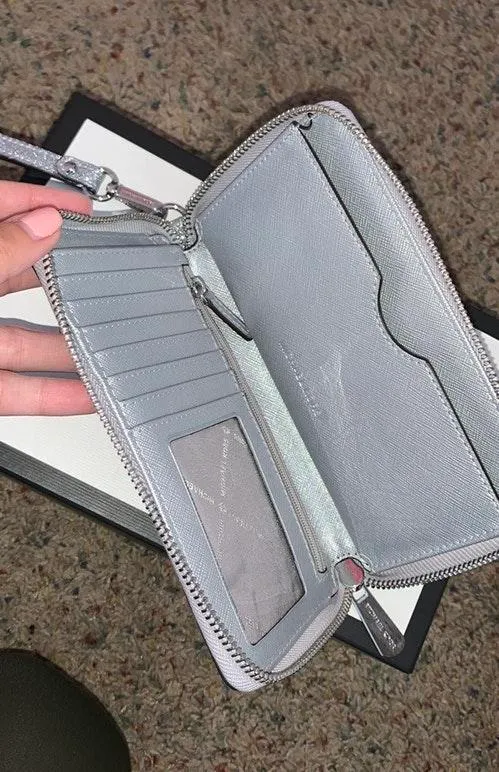 Michael Kors Wrislet - Image 2