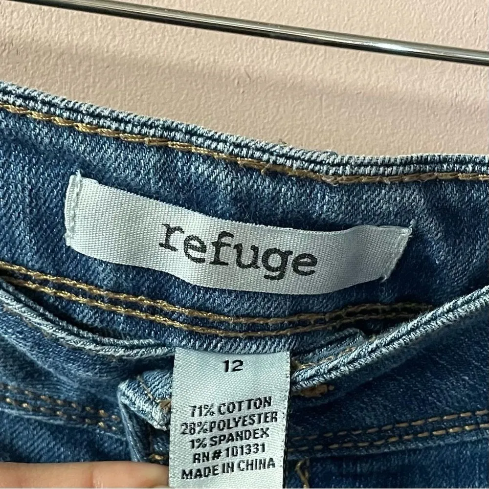 Charlotte Russe Refuge Dark Medium Wash Low Rise Cut-Off Denim Shorts GUC Sz 12 - Image 3