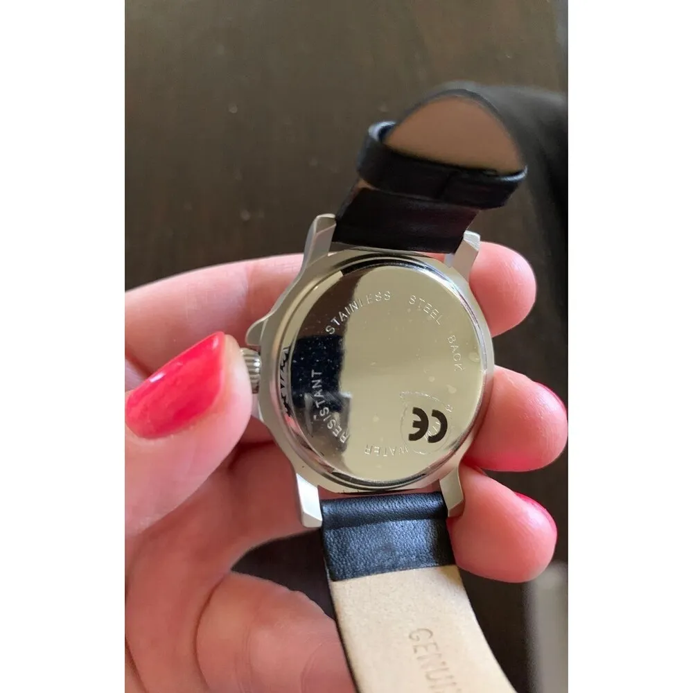 Vintage NHL Hockey Mighty Ducks Anaheim Women's Wrist Watch and Case SMALL, NWT Black - Image 3