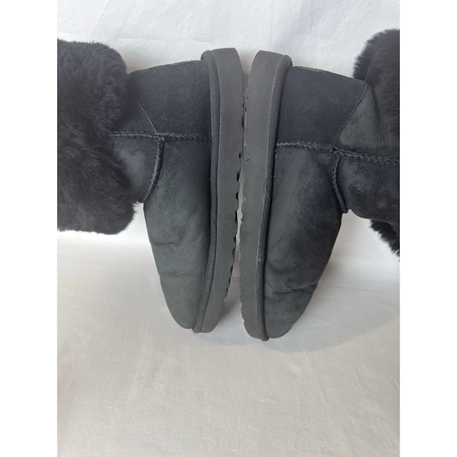 UGG Bailey Mariko Women’s Size 7 Black Sheepskin Shearling Boots Winter - Image 4
