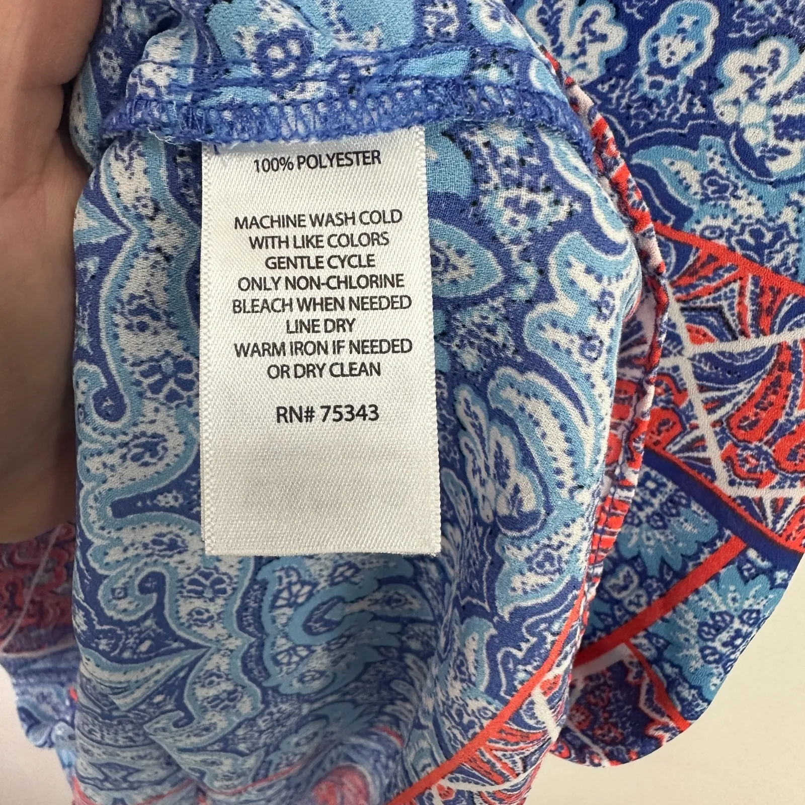 St Tropez West Sleeveless Top M Blue Paisley Boho Coastal Resort Vacation Beachy Size M - Image 3