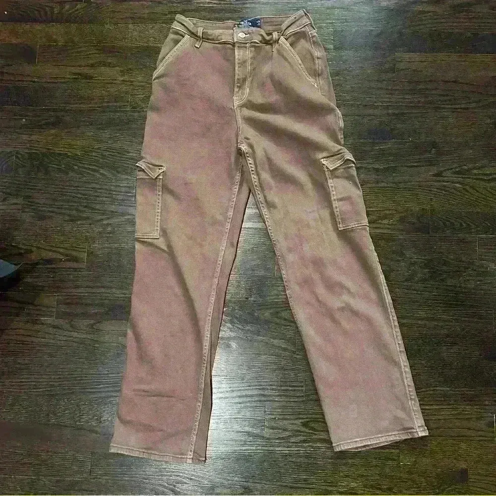 Hollister California Ultra High Rise Dad Jeans.Vintage Stretch. Size 7R.W28. L31 - Image 2