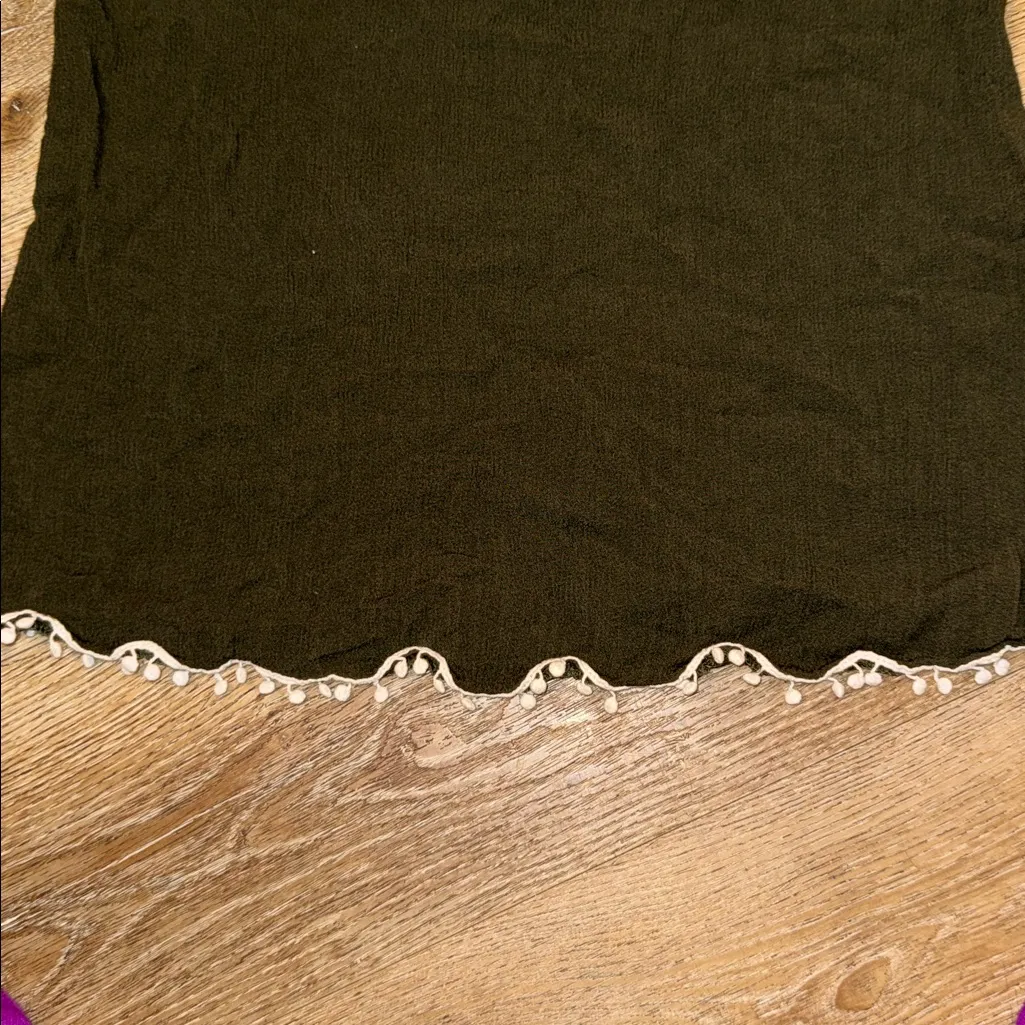 Olive Green Lace Trim Women's Top Size L - Image 2