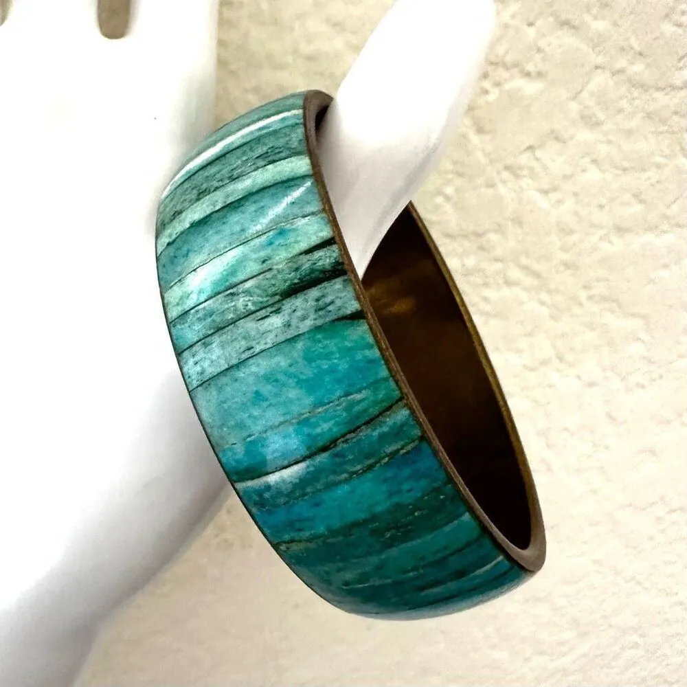 turquoise inlaid dyed shell and Brass Bangle bracelet Blue - Image 3