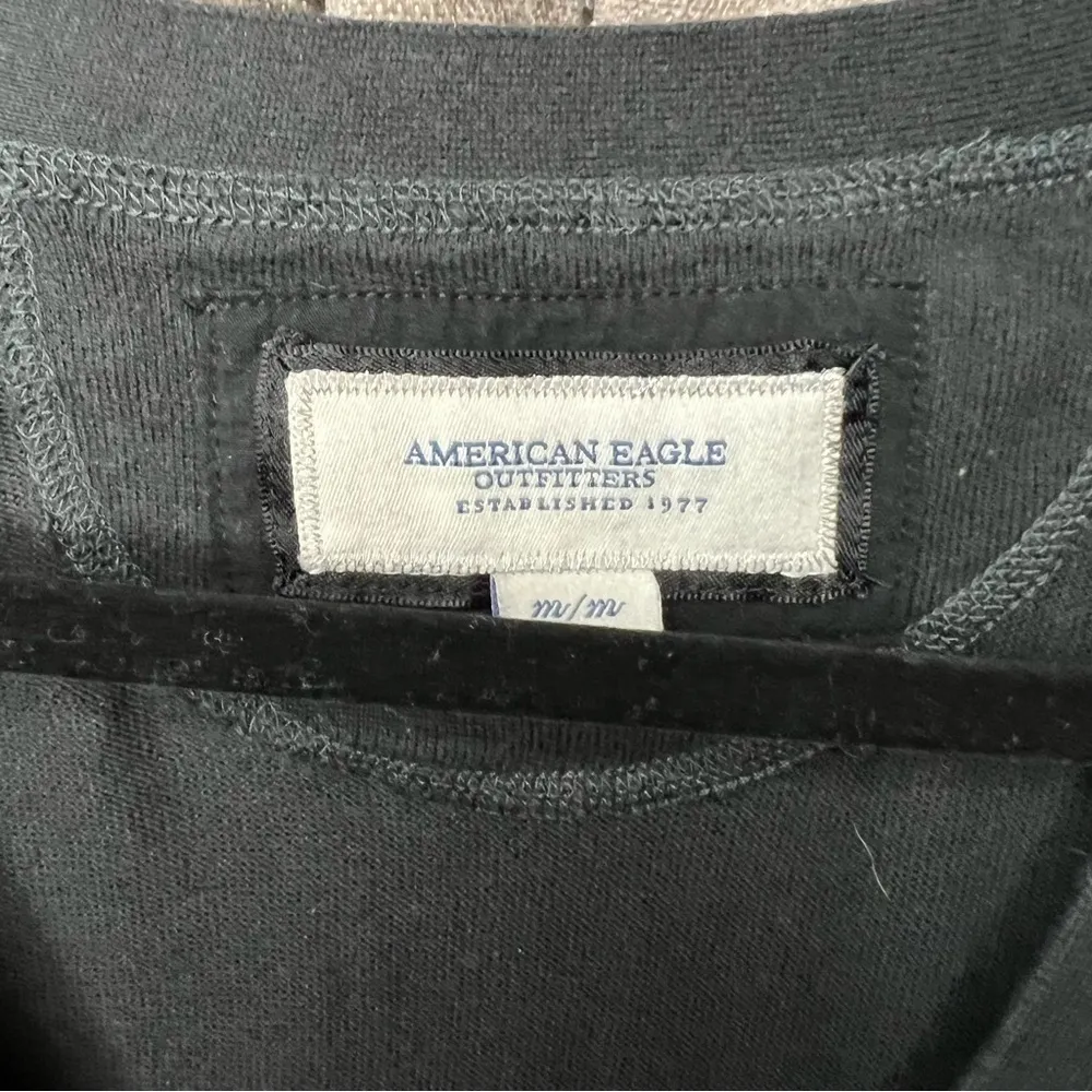 Y2K American Eagle Black V Neck Lightweight Cardigan Size Medium - Image 3