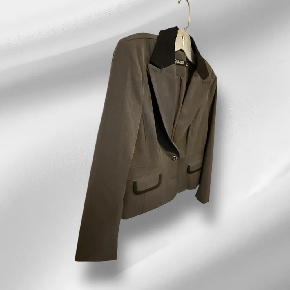 New York & Co. 7th Avenue Design Studio Pantsuit - Image 4