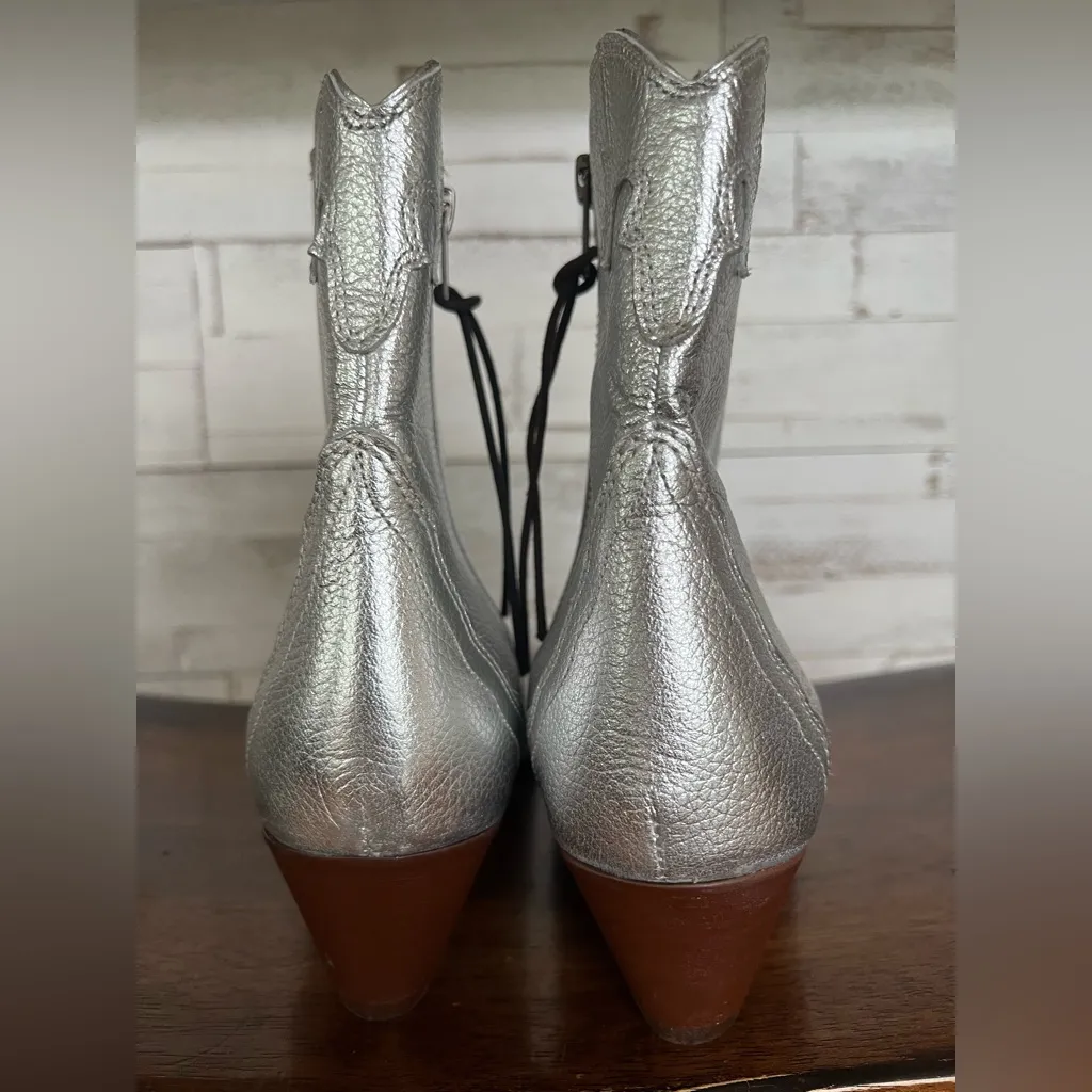 Free people New Frontier Silver Leather Western Ankle Booties Sz Euro 36./6 - Image 7